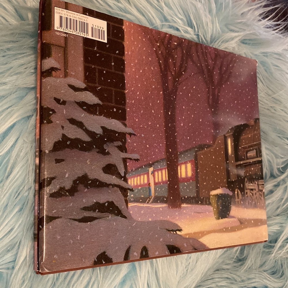 Polar Express hardback Christmas book illustrations snow train book Caldecott​​ - Picture 11 of 12